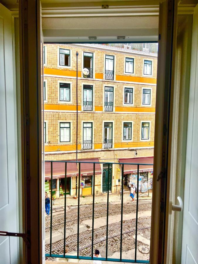 Discover Lisbons History - Stylish In Alfama Lejlighed *
