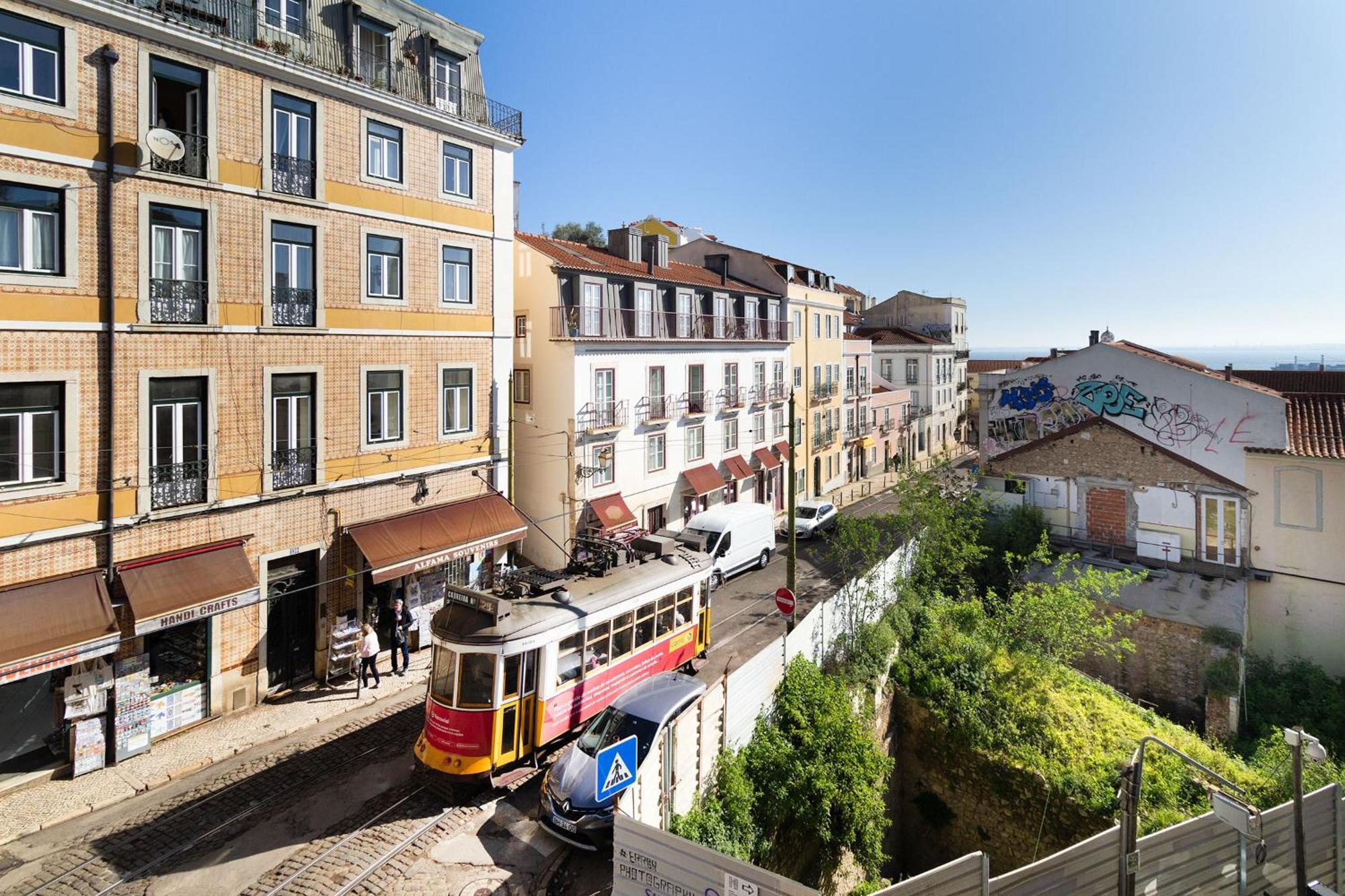 Apartment Discover Lisbons History - Stylish In Alfama